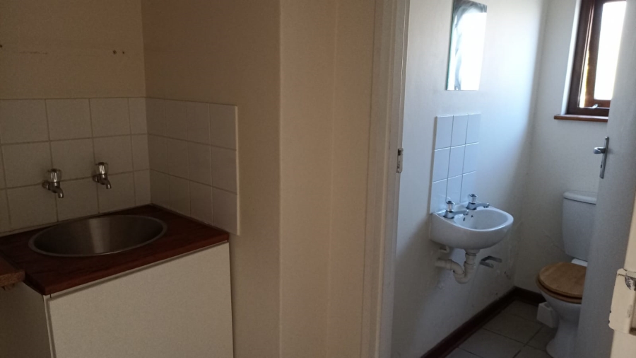 To Let commercial Property for Rent in Hout Bay Western Cape